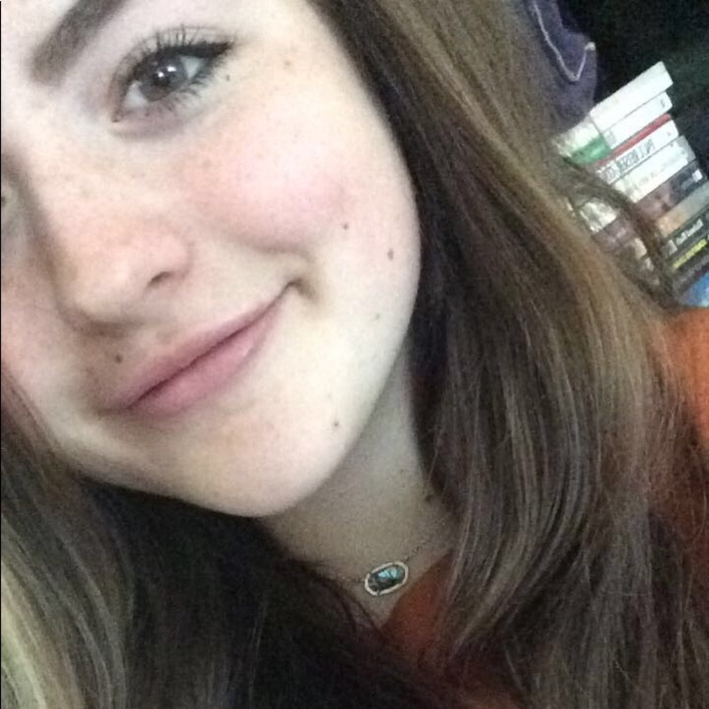 Meet your Posher, Kendall